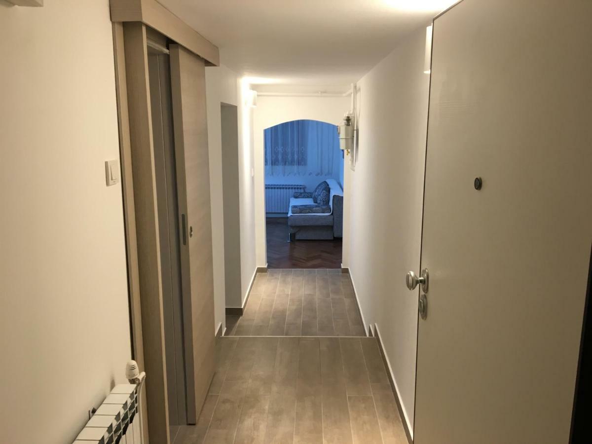 Apartman La Linea - Free Parking Загреб Екстер'єр фото